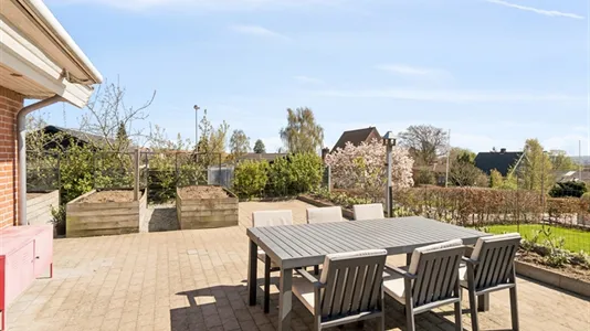 Huse i Århus V - billede 2