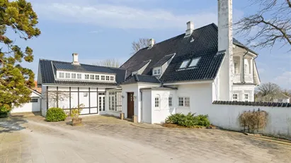 Majestætisk liebhavervilla i Risskov