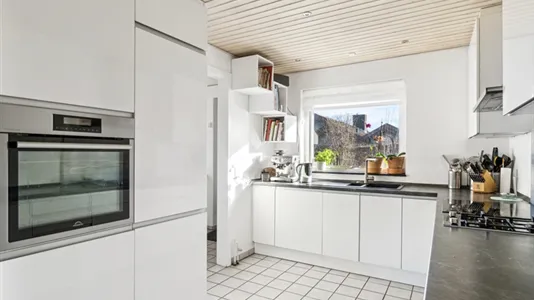 Huse i Højbjerg - billede 14