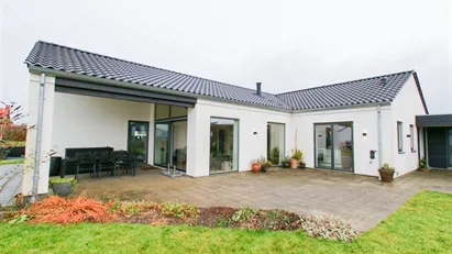 Moderne villa med 6 værelser i Drejens, Kolding