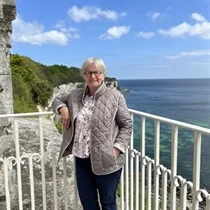 Britta søger: rækkehus til leje i Fredensborg